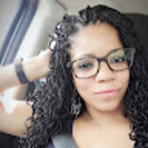 Meet your Posher, Katelyn